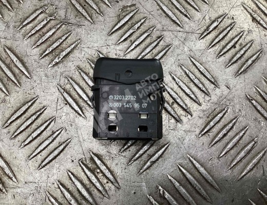 Кнопка (выключатель) Mercedes Vario (W670) 1996-2013  Mercedes Vario Vario (W670) 1996-2013