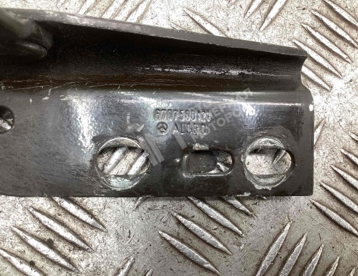 Петля капота Mercedes Vario (W670) 1996-2013  Mercedes Vario Vario (W670) 1996-2013