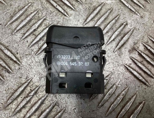 Кнопка (выключатель) Mercedes Vario (W670) 1996-2013  Mercedes Vario Vario (W670) 1996-2013