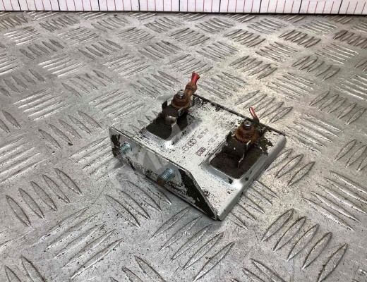 Сопротивление вентилятора охлаждения Volkswagen Passat B5 (3B) 1996-2000  Volkswagen Passat Passat B5 (3B) 1996-2000