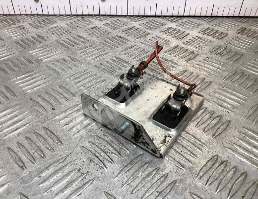 Сопротивление вентилятора охлаждения Volkswagen Passat B5+ (3B) 2000-2005 рестайлинг  Volkswagen Passat Passat B5+ (3B) 2000-2005 рестайлинг