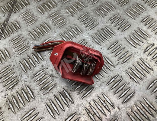 Сопротивление печки Audi A6 C4 (4A) 1994-1997  Audi A6 A6 C4 (4A) 1994-1997