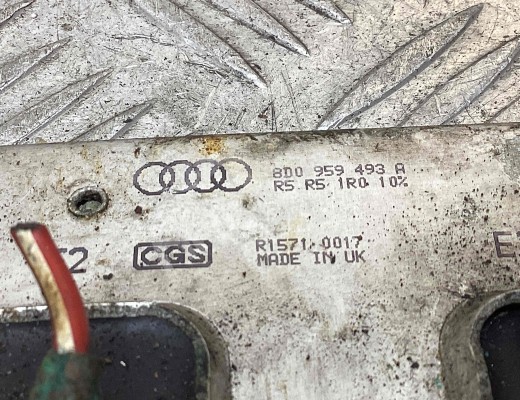 Сопротивление вентилятора охлаждения Volkswagen Passat B5+ (3B) 2000-2005 рестайлинг  Volkswagen Passat Passat B5+ (3B) 2000-2005 рестайлинг