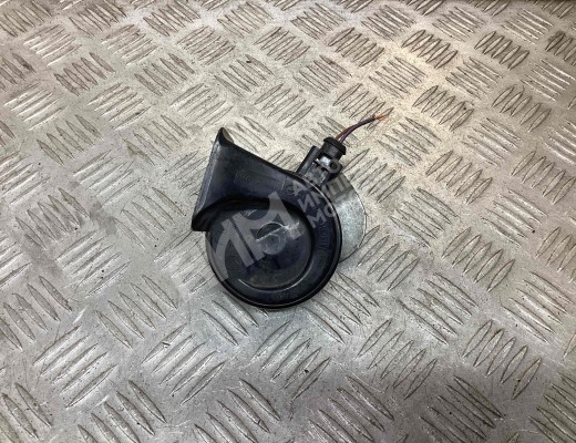 Сигнал (клаксон) Volkswagen Golf IV (1J) 1997-2004  Volkswagen Golf Golf IV (1J) 1997-2004