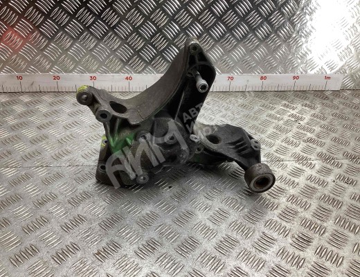 Кронштейн гидроусилителя Renault Scenic I (JA) 1996-1999  Renault Scenic Scenic I (JA) 1996-1999