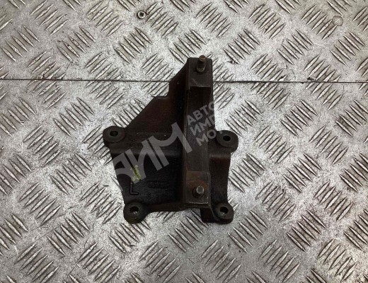 Кронштейн полуоси Ford Focus I 1998-2001  Ford Focus Focus I 1998-2001