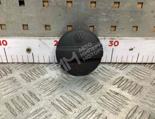Пробка расширительного бачка Volkswagen Golf III (1H) 1991-1997  Volkswagen Golf Golf III (1H) 1991-1997