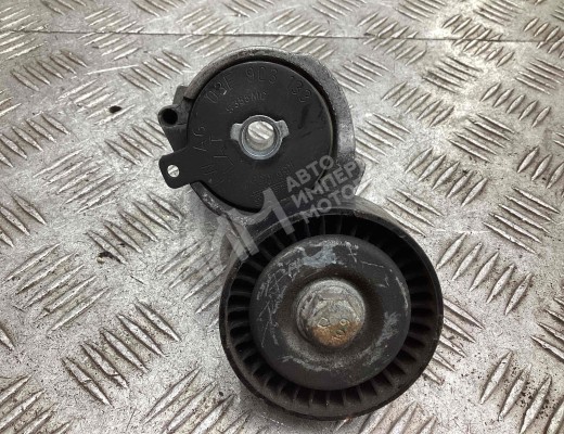 Натяжитель ремня генератора Volkswagen Polo IV (9N) 2005-2009 рестайлинг  Volkswagen Polo Polo IV (9N) 2005-2009 рестайлинг