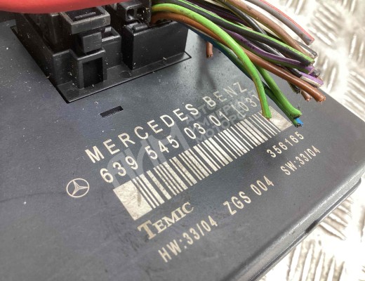 Блок предохранителей Mercedes Vito II (W639) 2003-2010  Mercedes Vito Vito II (W639) 2003-2010