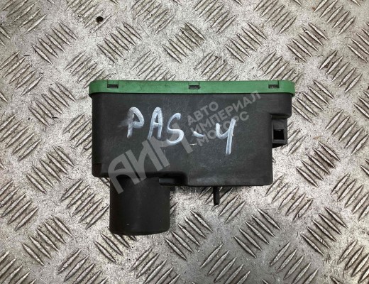 Компрессор центрального замка Volkswagen Passat B4 (3A) 1993-1997  Volkswagen Passat Passat B4 (3A) 1993-1997