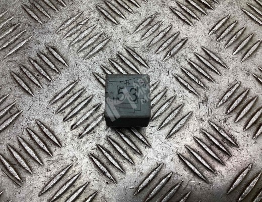 Реле (прочие) Volkswagen Golf IV (1J) 1997-2004  Volkswagen Golf Golf IV (1J) 1997-2004