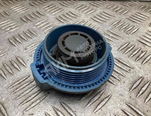 Пробка расширительного бачка Audi A8 D2 (4D) 1994-2002  Audi A8 A8 D2 (4D) 1994-2002