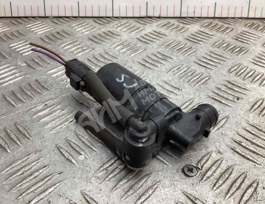 Насос (моторчик) омывателя стекла Citroen C5 I 2001-2004  Citroen C5 C5 I 2001-2004