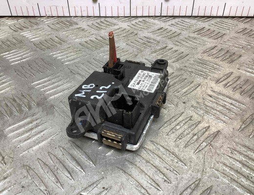 Сопротивление печки Mercedes E (W212) 2009-2013  Mercedes E E (W212) 2009-2013