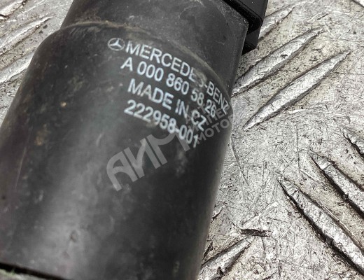 Насос (моторчик) омывателя стекла Mercedes Vito II (W639) 2003-2010  Mercedes Vito Vito II (W639) 2003-2010