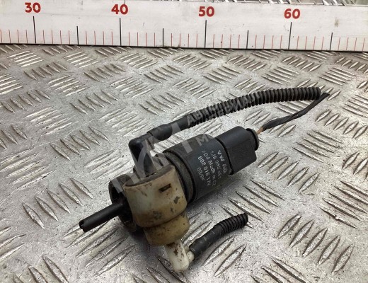Насос (моторчик) омывателя стекла Volkswagen Golf V (1K) 2004-2009  Volkswagen Golf Golf V (1K) 2004-2009