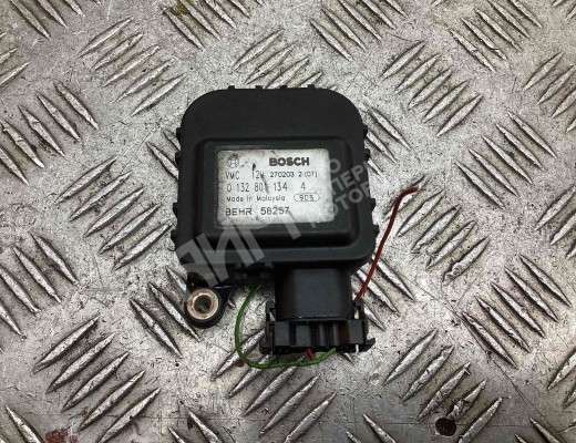Моторчик заслонки печки Opel Zafira A 1999-2003  Opel Zafira Zafira A 1999-2003
