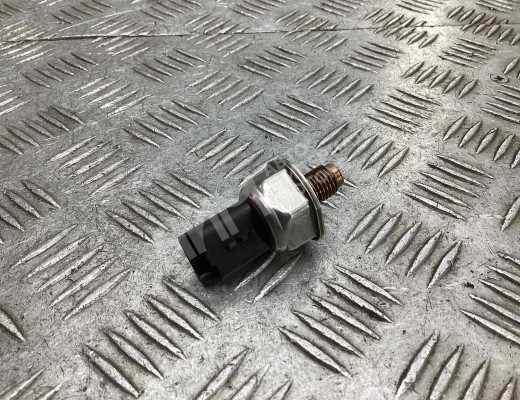 Датчик давления топлива Ford Focus II 2005-2008  Ford Focus Focus II 2005-2008