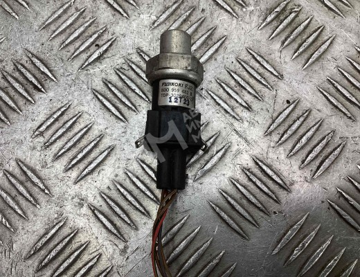 Датчик кондиционера Volkswagen Passat B5 (3B) 1996-2000  Volkswagen Passat Passat B5 (3B) 1996-2000