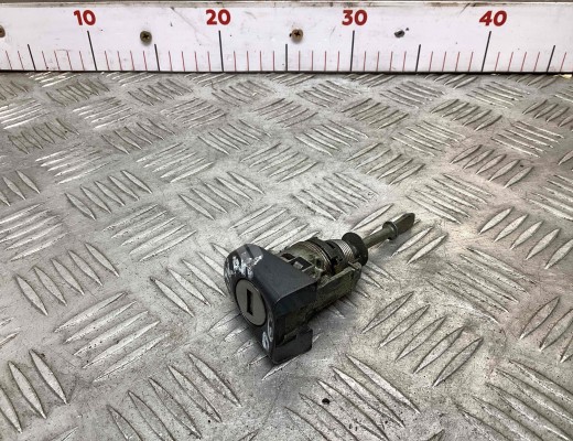 Личинка дверного замка Volkswagen Touran I (1T) 2003-2006  Volkswagen Touran Touran I (1T) 2003-2006