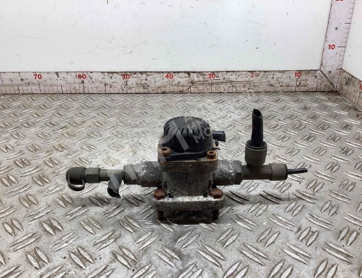 Кран ускорительный Renault Premium I 1996-2006  Renault Premium Premium I 1996-2006