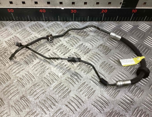 Трубка сцепления Volkswagen Passat B5+ (3B) 2000-2005 рестайлинг  Volkswagen Passat Passat B5+ (3B) 2000-2005 рестайлинг