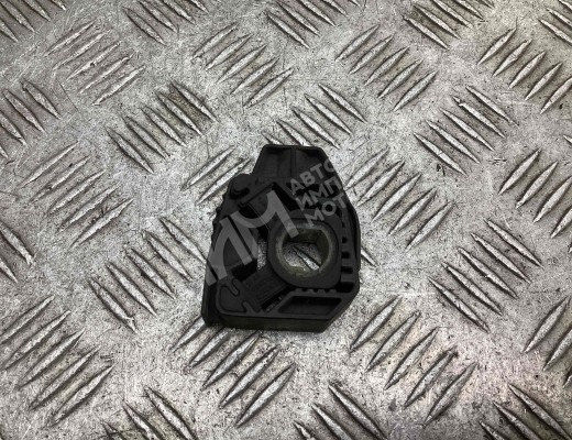 Кронштейн радиатора Volkswagen Golf IV (1J) 1997-2004  Volkswagen Golf Golf IV (1J) 1997-2004