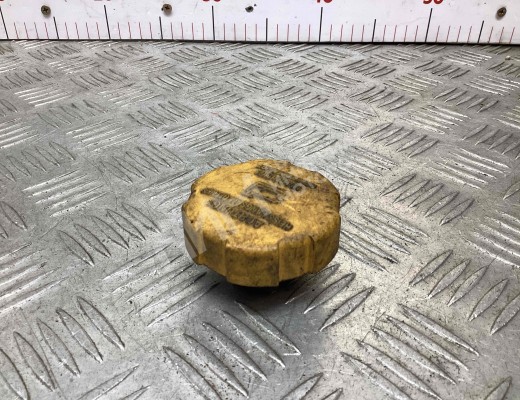 Пробка расширительного бачка Opel Astra H 2004-2007  Opel Astra Astra H 2004-2007