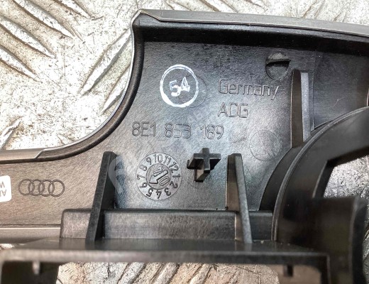 Накладка декоративная на торпедо Audi A4 B7 (8EC, 8ED) 2004-2008  Audi A4 A4 B7 (8EC, 8ED) 2004-2008