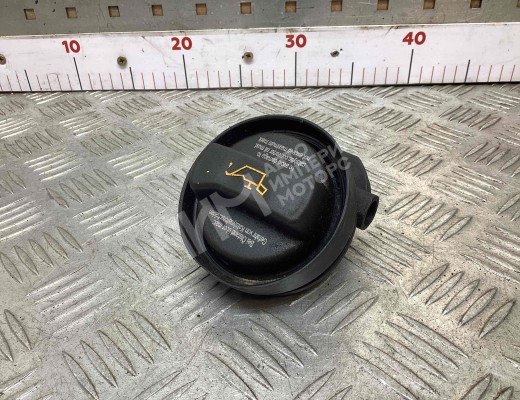 Маслозаливная горловина Volkswagen Golf V (1K) 2004-2009  Volkswagen Golf Golf V (1K) 2004-2009