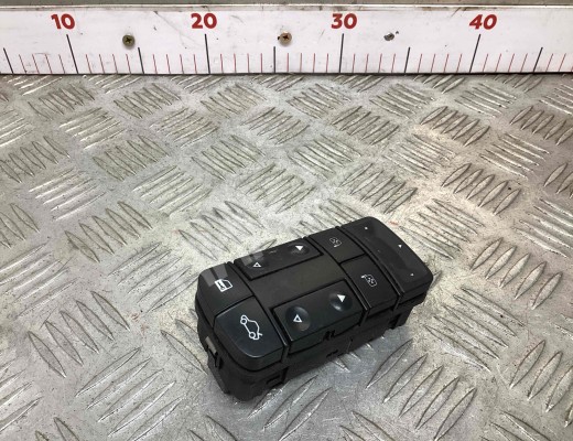 Блок управления стеклоподъемниками Opel Vectra C 2002-2005  Opel Vectra Vectra C 2002-2005
