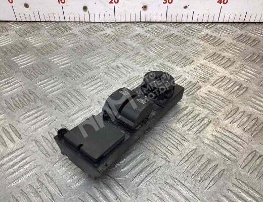 Блок управления стеклоподъемниками Ford C-Max I (C214) 2003-2007  Ford C-Max C-Max I (C214) 2003-2007