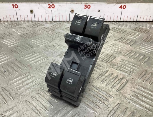 Блок управления стеклоподъемниками Volkswagen Touareg I (7L) 2002-2006  Volkswagen Touareg Touareg I (7L) 2002-2006