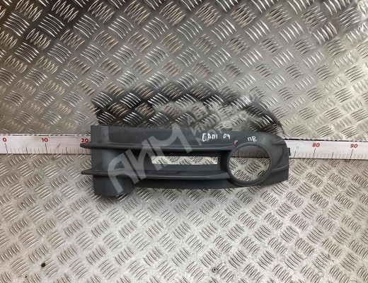 Заглушка (решетка) в бампер передний Volkswagen Caddy III (2K) 2004-2010  Volkswagen Caddy Caddy III (2K) 2004-2010