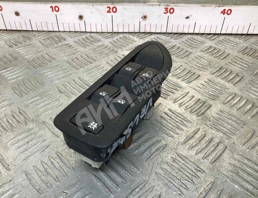 Блок управления стеклоподъемниками Renault Vel Satis 2002-2009  Renault Vel Satis Vel Satis 2002-2009