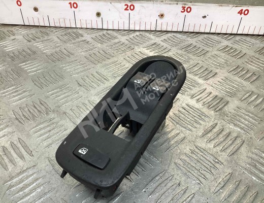 Блок управления стеклоподъемниками Renault Scenic II (JM) 2003-2006  Renault Scenic Scenic II (JM) 2003-2006