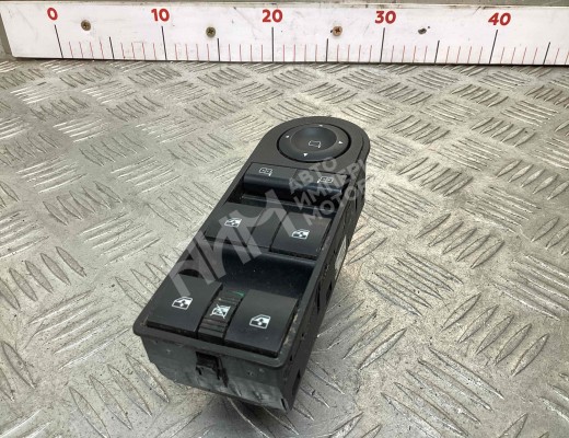 Блок управления стеклоподъемниками Opel Zafira B 2005-2008  Opel Zafira Zafira B 2005-2008