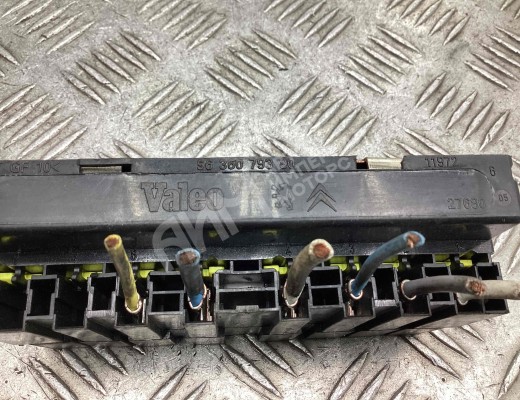Блок предохранителей Citroen C8 I 2002-2008  Citroen C8 C8 I 2002-2008