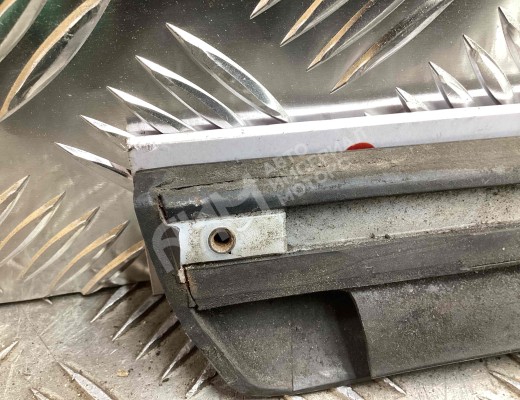 Молдинг двери передней правой Audi A6 C5 (4B) 1997-2001  Audi A6 A6 C5 (4B) 1997-2001