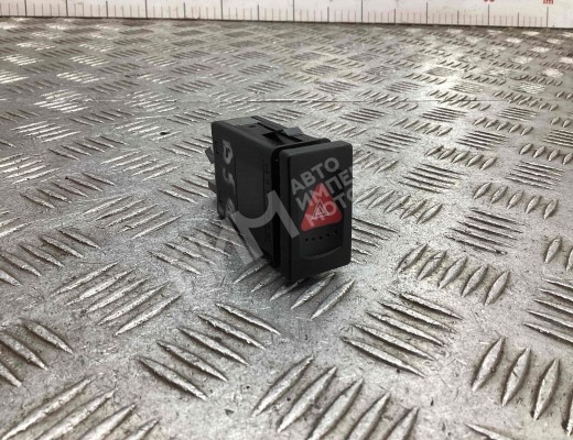 Кнопка аварийной сигнализации Volkswagen Passat B5 (3B) 1996-2000  Volkswagen Passat Passat B5 (3B) 1996-2000