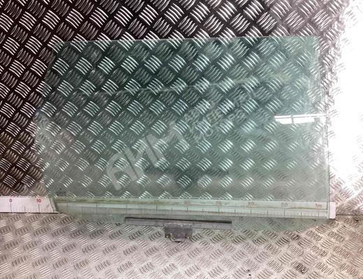 Стекло двери задней правой Volkswagen Passat B4 (3A) 1993-1997  Volkswagen Passat Passat B4 (3A) 1993-1997