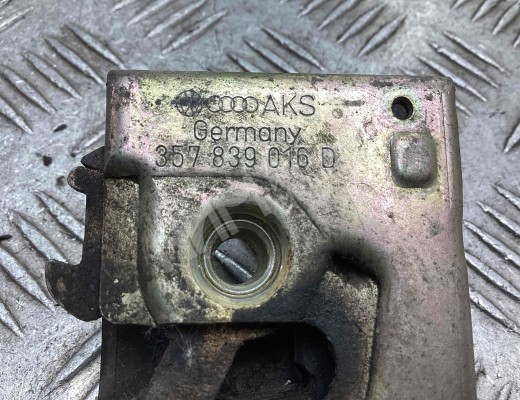 Замок двери задней правой Volkswagen Passat B4 (3A) 1993-1997  Volkswagen Passat Passat B4 (3A) 1993-1997
