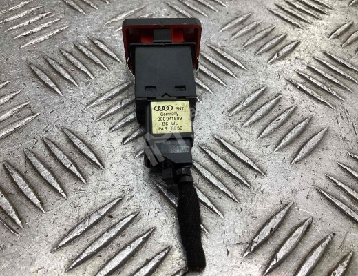 Кнопка аварийной сигнализации Audi A4 B6 (8EC, 8E5) 2000-2004  Audi A4 A4 B6 (8EC, 8E5) 2000-2004