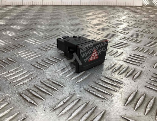 Кнопка аварийной сигнализации Volkswagen Touareg I (7L) 2002-2006  Volkswagen Touareg Touareg I (7L) 2002-2006