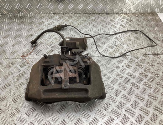 Суппорт задний левый  Mercedes Vario Vario (W670) 1996-2013