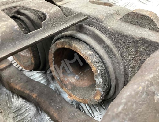 Суппорт передний правый Mercedes Vario (W670) 1996-2013  Mercedes Vario Vario (W670) 1996-2013