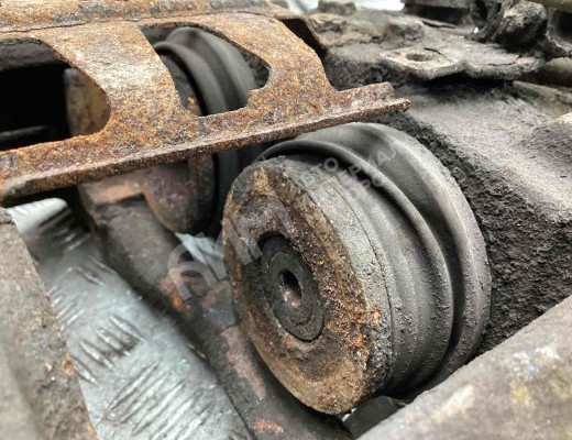 Суппорт задний левый Mercedes Vario (W670) 1996-2013  Mercedes Vario Vario (W670) 1996-2013