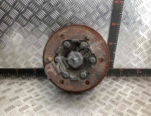 Ступица передняя левая Mercedes Vario (W670) 1996-2013  Mercedes Vario Vario (W670) 1996-2013