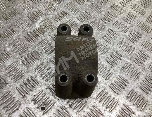 Кронштейн стабилизатора Mercedes Vario (W670) 1996-2013  Mercedes Vario Vario (W670) 1996-2013