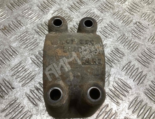 Кронштейн стабилизатора Mercedes Vario (W670) 1996-2013  Mercedes Vario Vario (W670) 1996-2013